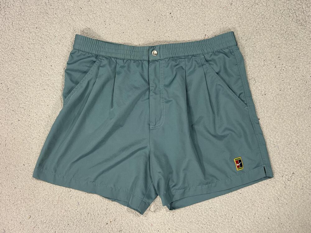 Vintage Nike Shorts Mens Medium Green Challenge Tennis Lightweight Andre Agassi